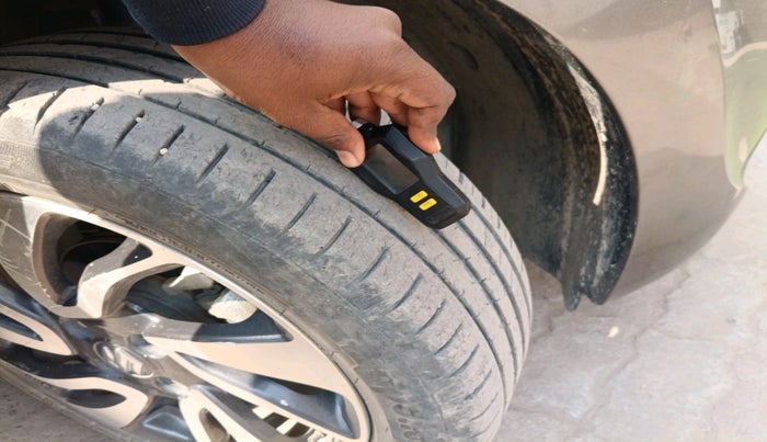 2021 Maruti Baleno ZETA PETROL 1.2, Petrol, Manual, 77,242 km, tyre