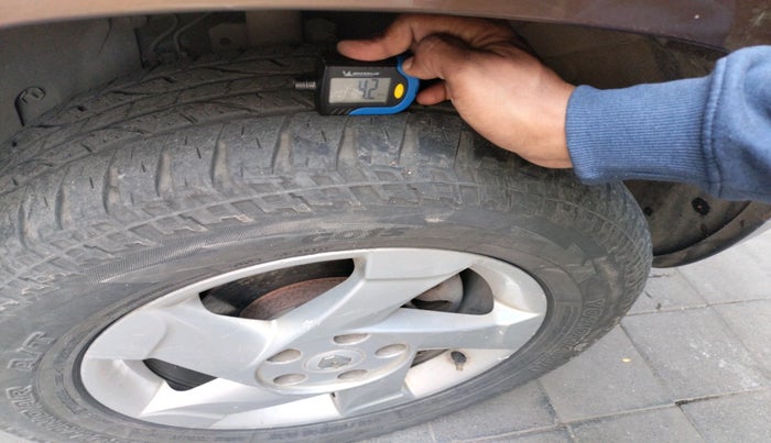 2012 Renault Duster 110 PS RXL DIESEL, Diesel, Manual, 1,11,352 km, tyre