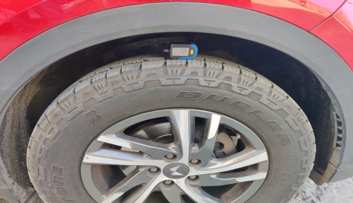 2021 Mahindra XUV700 AX 5 P MT 5 STR, Petrol, Manual, 82,971 km, tyre