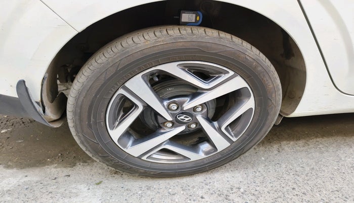 2022 Hyundai AURA SX 1.2 CNG, Petrol, Manual, 87,136 km, tyre