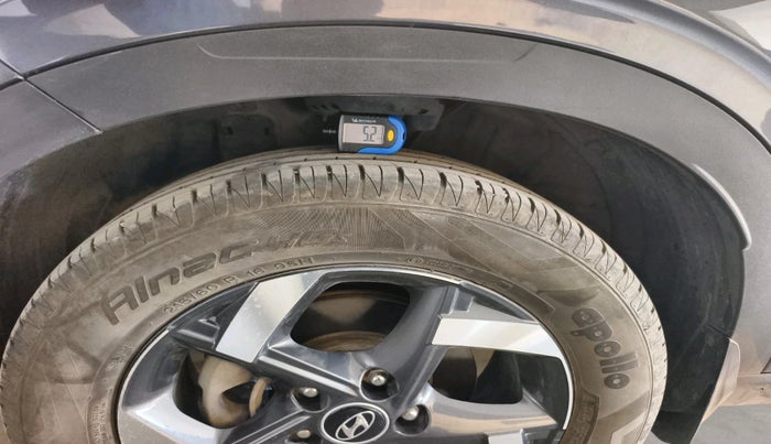 2020 Hyundai VENUE SX 1.0 TURBO, Petrol, Manual, 75,497 km, tyre