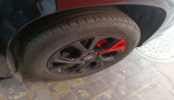 2024 Toyota URBAN CRUISER HYRYDER V AT NEO DRIVE, Petrol, Automatic, 8,847 km, tyre