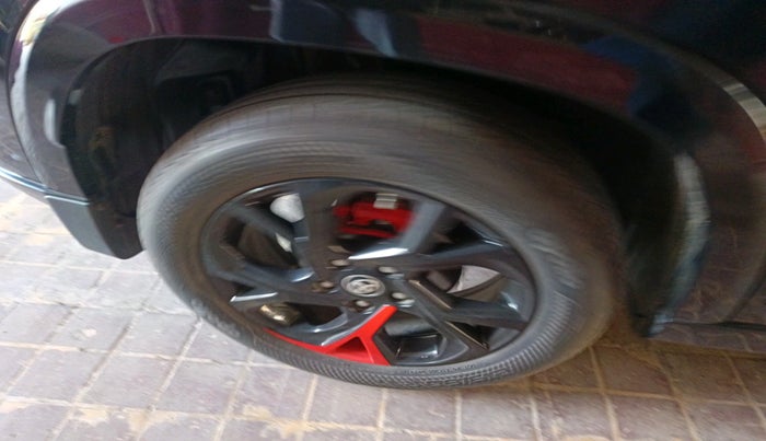 2024 Toyota URBAN CRUISER HYRYDER V AT NEO DRIVE, Petrol, Automatic, 8,847 km, tyre