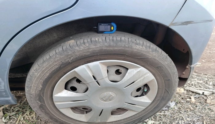 2013 Maruti Wagon R 1.0 VXI, Petrol, Manual, 96,525 km, tyre