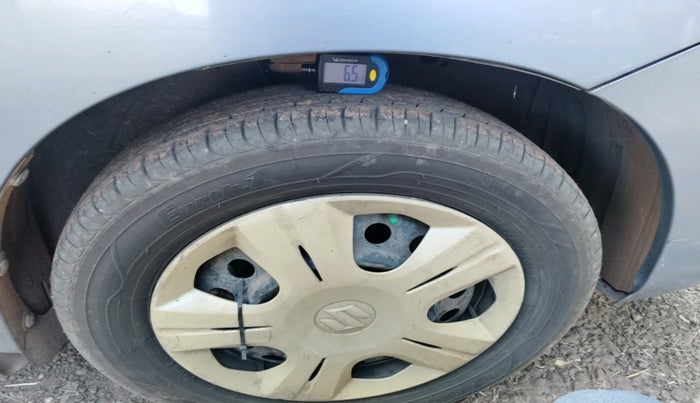 2013 Maruti Wagon R 1.0 VXI, Petrol, Manual, 96,525 km, tyre