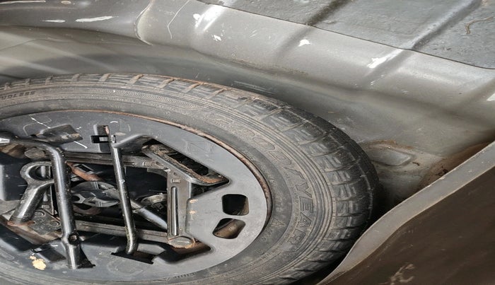 2012 Hyundai i10 ERA 1.1, Petrol, Manual, 56,231 km, tyre