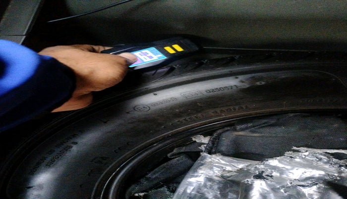 2013 Hyundai i10 MAGNA 1.2, Petrol, Manual, 88,004 km, tyre