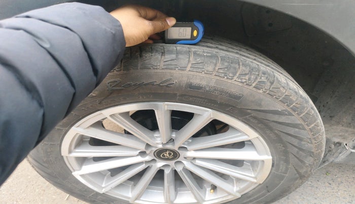 2020 Tata NEXON XM PETROL, Petrol, Manual, 57,413 km, tyre