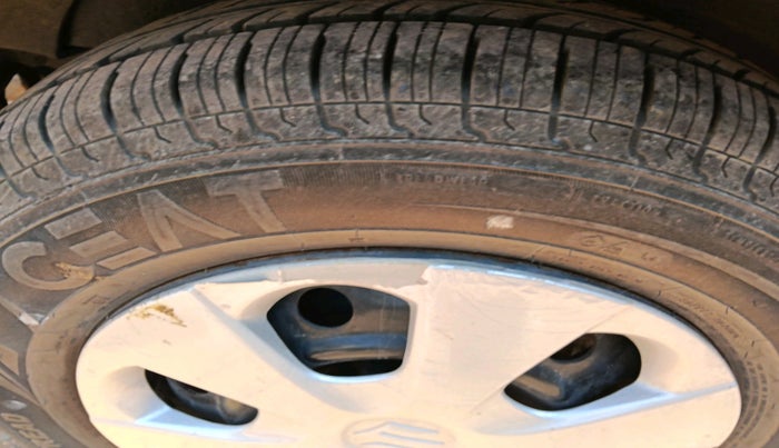 2013 Maruti Ritz VXI, Petrol, Manual, 74,910 km, tyre