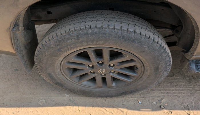 2012 Toyota Fortuner 3.0 4X4 MT, Diesel, Manual, 1,71,838 km, tyre