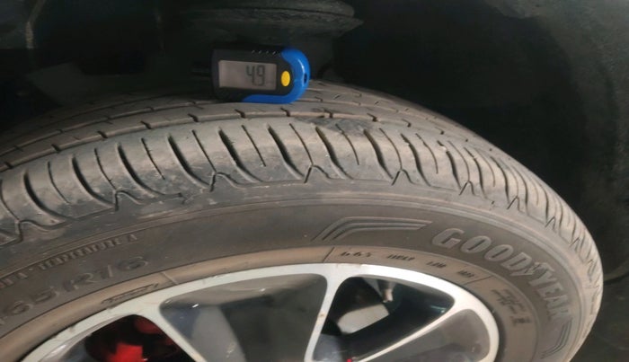 2019 Renault Duster 85 PS RXS MT DIESEL, Diesel, Manual, 1,08,162 km, tyre