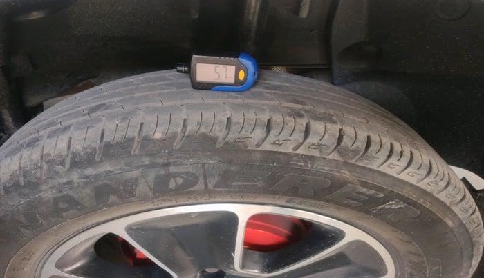 2019 Renault Duster 85 PS RXS MT DIESEL, Diesel, Manual, 1,08,162 km, tyre