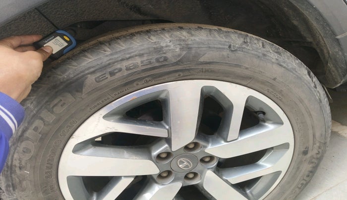 2021 Tata Safari XZA PLUS, Diesel, Automatic, 45,314 km, tyre