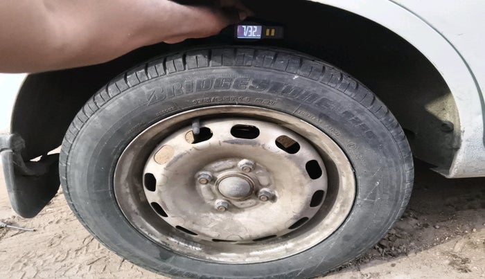 2011 Ford Figo LXI 1.2 PETROL, Petrol, Manual, 60,989 km, tyre