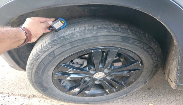 2018 Maruti Vitara Brezza VDI, Diesel, Manual, 1,07,181 km, tyre