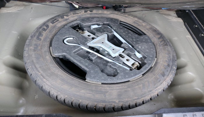 2018 Maruti Vitara Brezza VDI, Diesel, Manual, 1,07,181 km, tyre