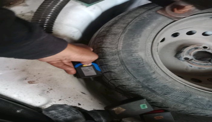 2020 Renault Kwid RXL, Petrol, Manual, 75,916 km, tyre