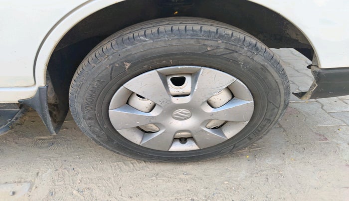 2018 Maruti Eeco 5 STR WITH A/C+HTR, Petrol, Manual, 1,03,419 km, tyre