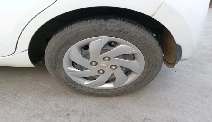 2021 Hyundai NEW SANTRO SPORTZ MT, Petrol, Manual, 36,004 km, tyre