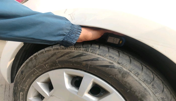 2013 Hyundai i20 MAGNA 1.2, Petrol, Manual, 56,150 km, tyre