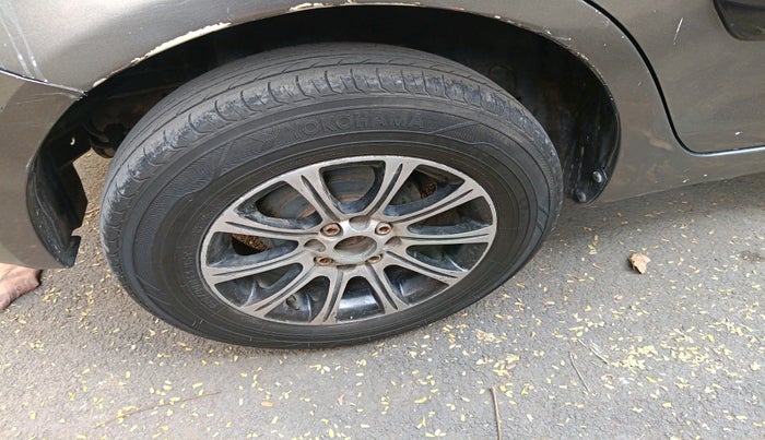 2016 Maruti Swift Dzire VDI ABS, Diesel, Manual, 1,37,484 km, tyre