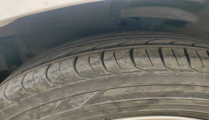 2014 Maruti Ritz VDI, Diesel, Manual, 1,35,788 km, tyre