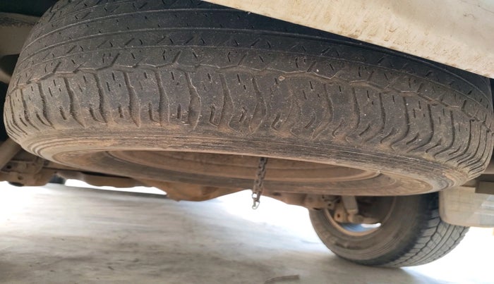 2012 Toyota Fortuner 3.0 4X2 MT, Diesel, Manual, 58,720 km, tyre