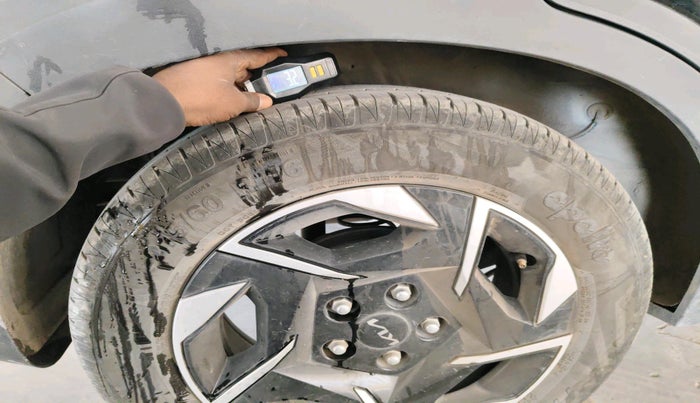 2024 KIA SONET HTK PLUS 1.2 PETROL MT, Petrol, Manual, 17,886 km, tyre