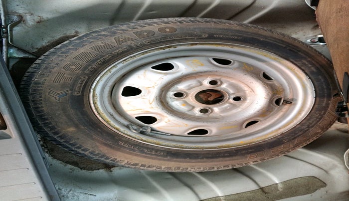 2011 Maruti Alto K10 LXI, Petrol, Manual, 26,133 km, tyre