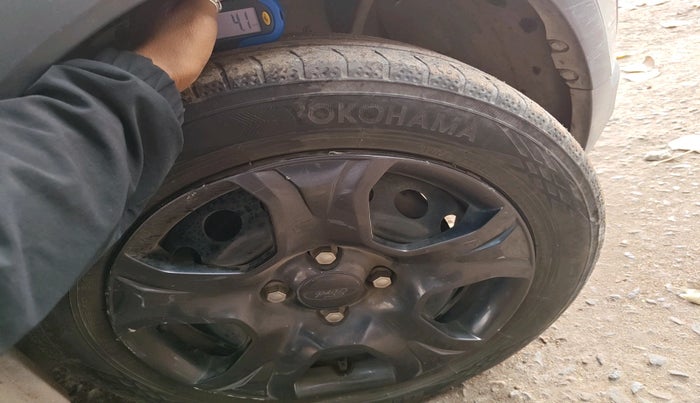 2018 Ford FREESTYLE TREND 1.2 PETROL, Petrol, Manual, 70,135 km, tyre