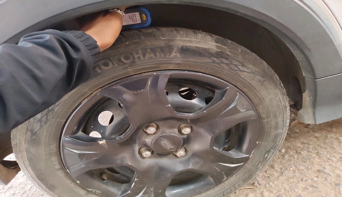 2018 Ford FREESTYLE TREND 1.2 PETROL, Petrol, Manual, 70,135 km, tyre