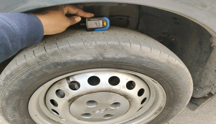 2022 Tata NEXON XE PETROL, Petrol, Manual, 17,635 km, tyre