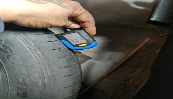 2022 Tata NEXON XE PETROL, Petrol, Manual, 17,635 km, tyre