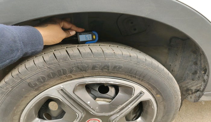 2022 Tata NEXON XE PETROL, Petrol, Manual, 17,635 km, tyre