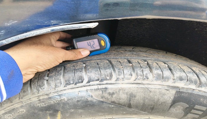 2017 Ford Ecosport TITANIUM 1.5L DIESEL, Diesel, Manual, 1,04,947 km, tyre