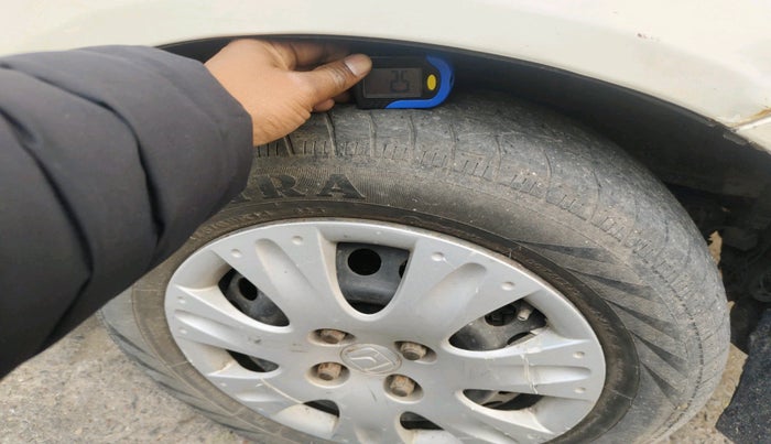 2015 Honda Amaze 1.2L I-VTEC SX, Petrol, Manual, 49,676 km, tyre