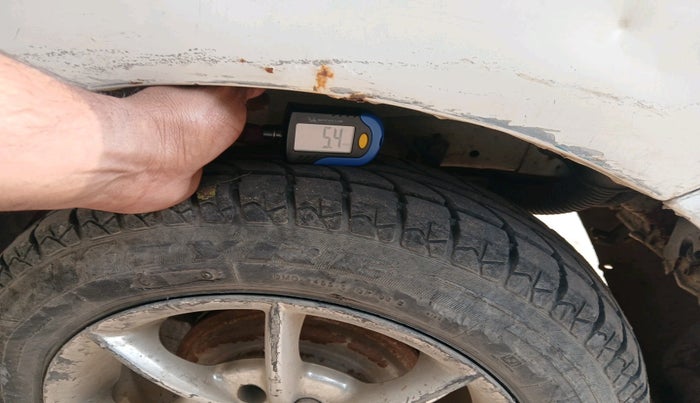 2013 Hyundai Santro Xing GL PLUS, Petrol, Manual, 90,502 km, tyre