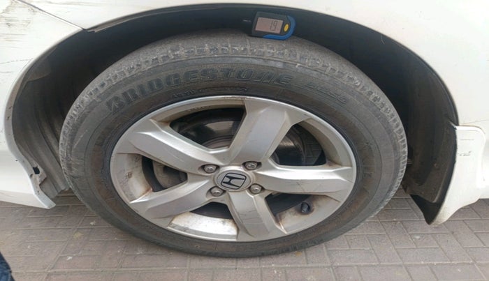 2011 Honda City 1.5L I-VTEC V MT, Petrol, Manual, 44,351 km, tyre