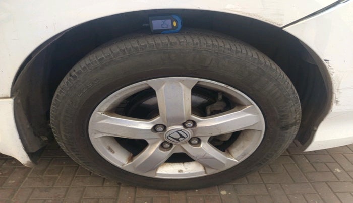 2011 Honda City 1.5L I-VTEC V MT, Petrol, Manual, 44,351 km, tyre