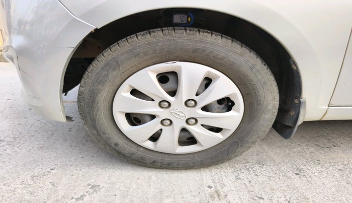 2012 Hyundai i10 MAGNA 1.2, Petrol, Manual, 43,920 km, tyre