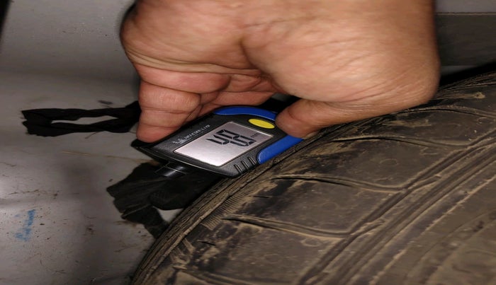 2018 Tata NEXON XE PETROL, Petrol, Manual, 56,534 km, tyre