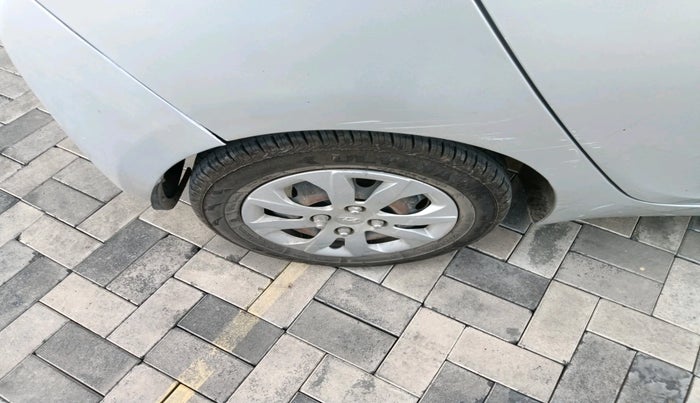 2014 Hyundai Eon MAGNA +, Petrol, Manual, 53,016 km, tyre