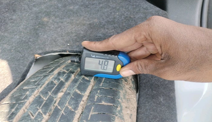 2023 Maruti Celerio VXI CNG, Petrol, Manual, 15,629 km, tyre