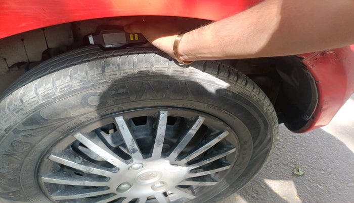 2013 Mahindra Quanto C6, Diesel, Manual, 1,10,276 km, tyre