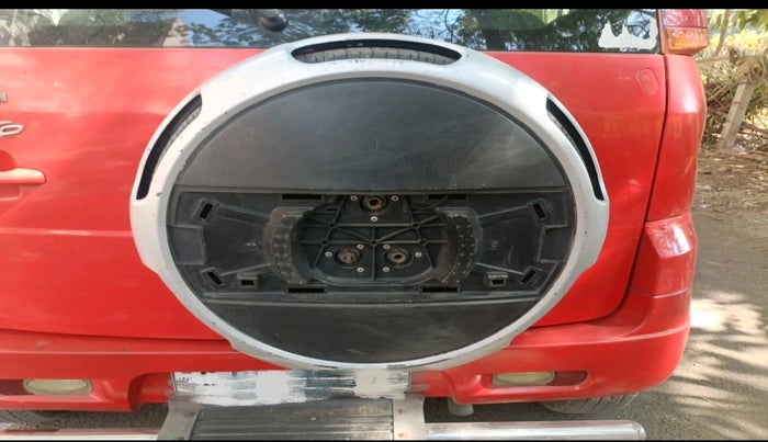 2013 Mahindra Quanto C6, Diesel, Manual, 1,10,276 km, tyre