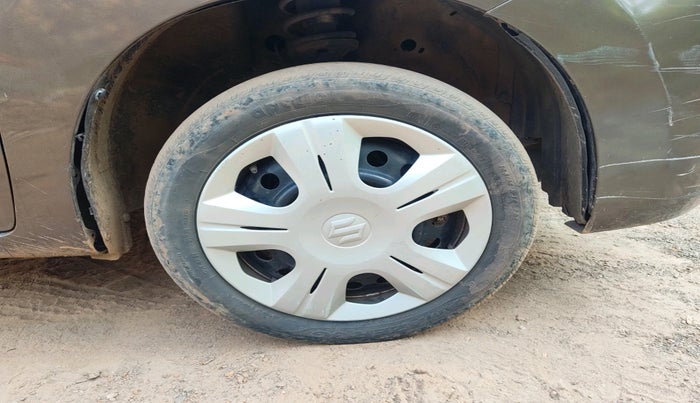 2017 Maruti Wagon R 1.0 VXI AMT, Petrol, Automatic, 23,397 km, tyre