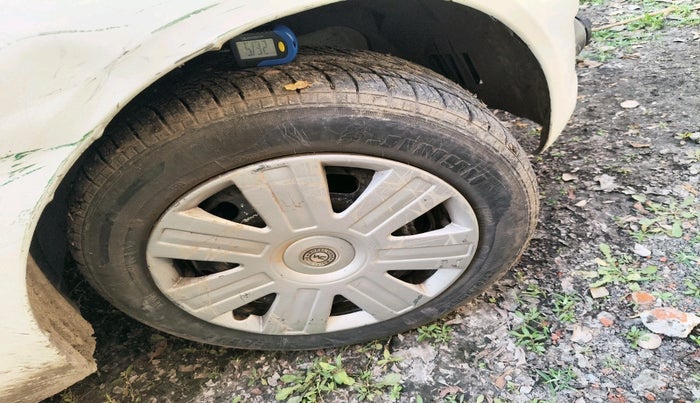 2012 Ford Figo LXI 1.4 DIESEL, Diesel, Manual, 70,249 km, tyre