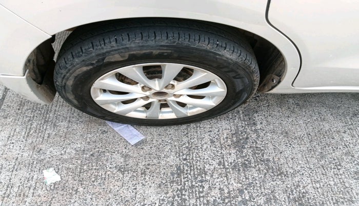 2014 Maruti Ertiga ZDI, Diesel, Manual, 1,67,550 km, tyre