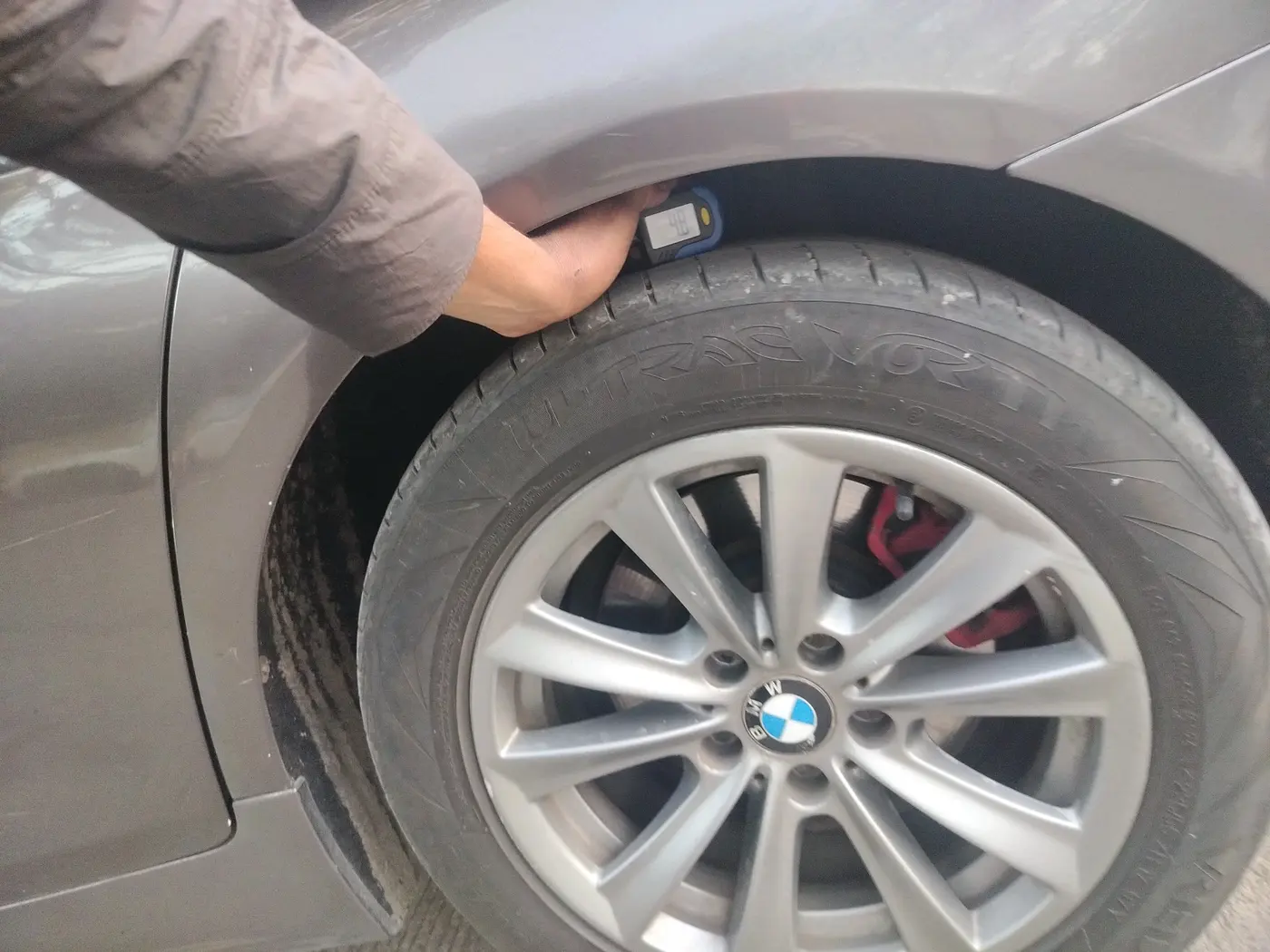 2012 BMW 5 Series 520D 2.0, Diesel, Automatic, 90,754 km, tyre
