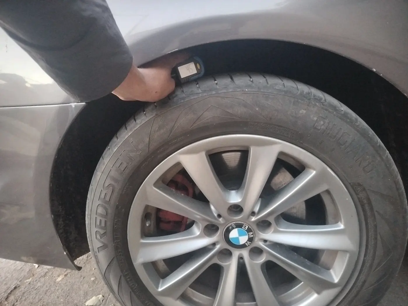 2012 BMW 5 Series 520D 2.0, Diesel, Automatic, 90,754 km, tyre
